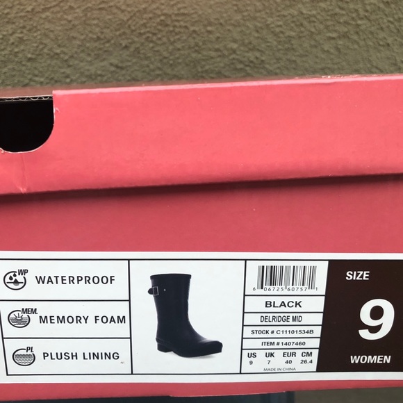 Chooka Rain Boot Plush Mid Height Black Fur  NIB - Picture 10 of 10